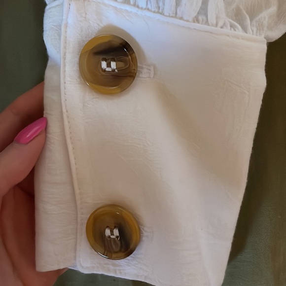 Line By K Oliviera Gauze Top - Picture 9 of 9